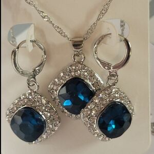 Elegant Blue and Silver Jewelry Set